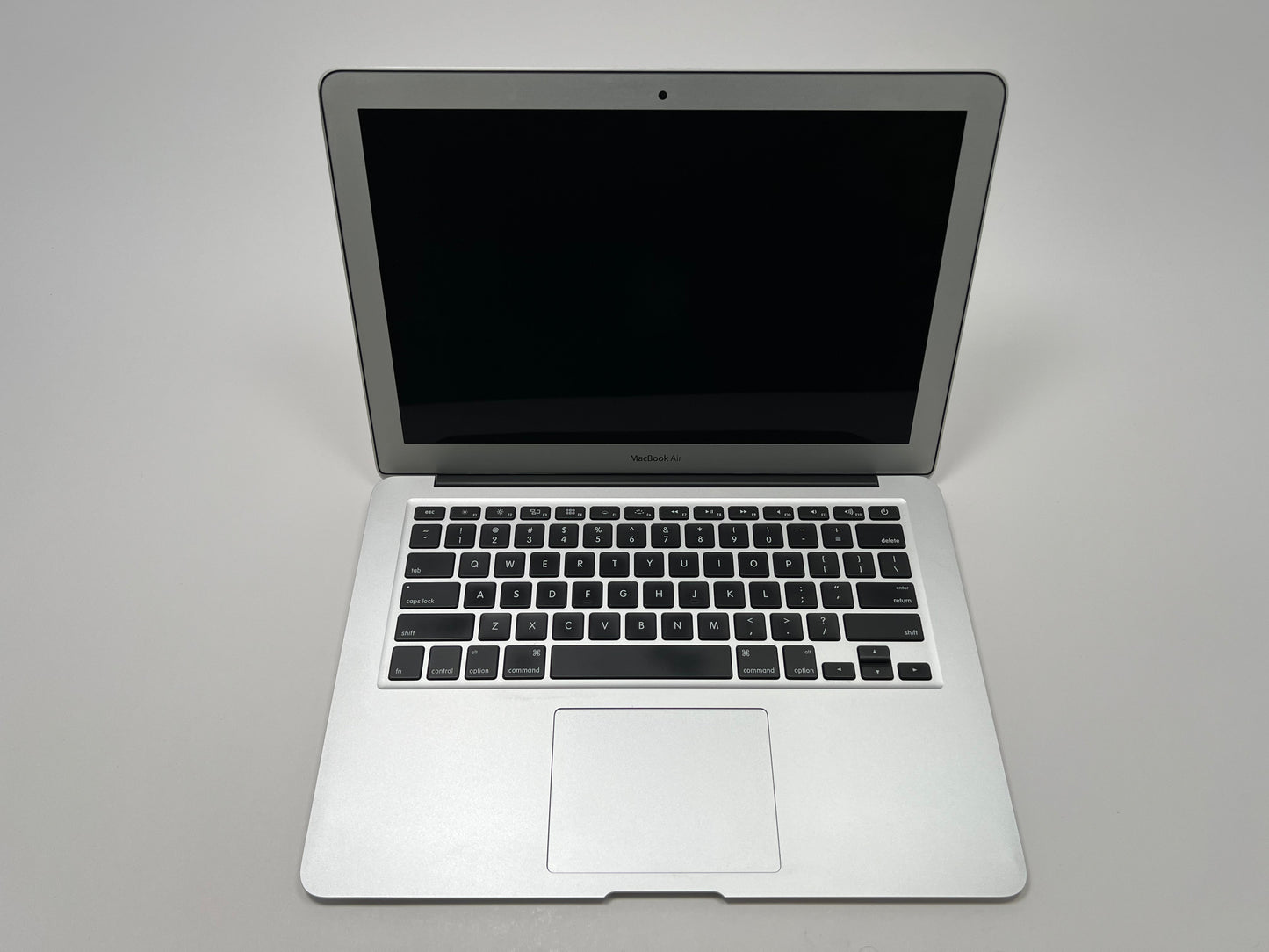 MacBook Air (2015) 13-inch – Intel Core i5 1.6GHz – 4GB RAM 128 SSD Techable