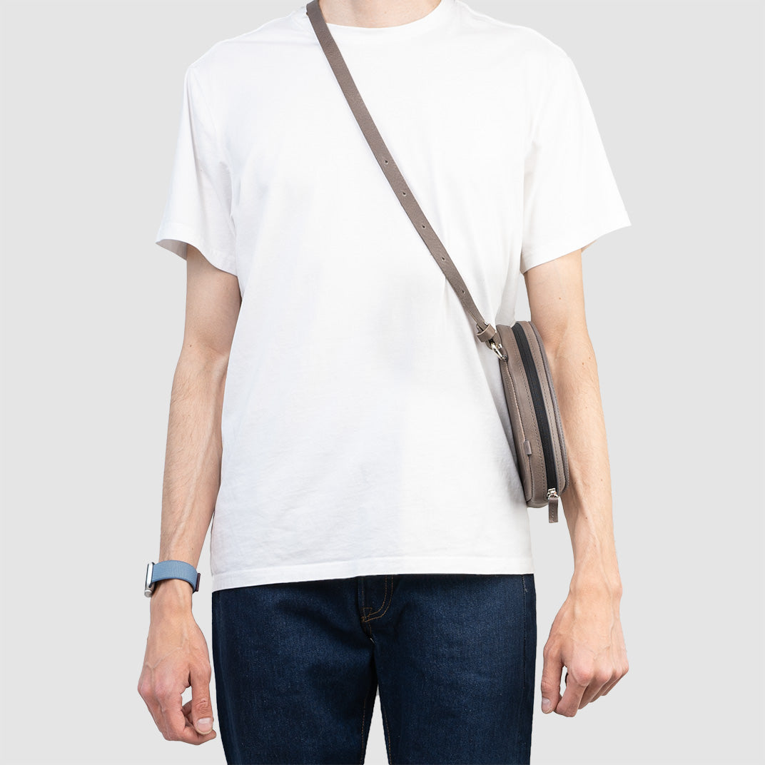 Leather Case for AirPods Max (Gray) Geometric Goods