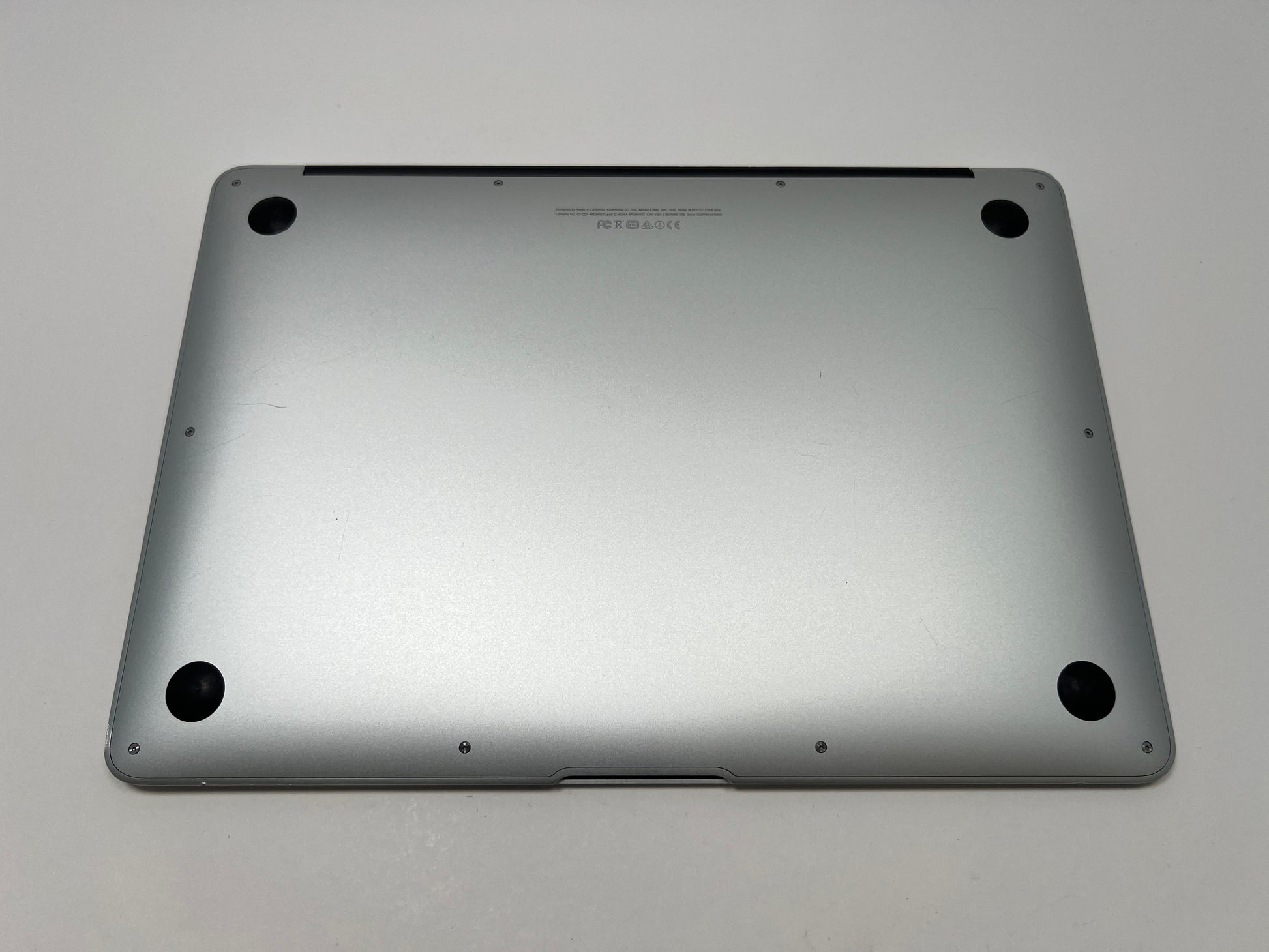 MacBook Air (2015) 13-inch – Intel Core i5 1.6GHz – 4GB RAM 128 SSD Techable