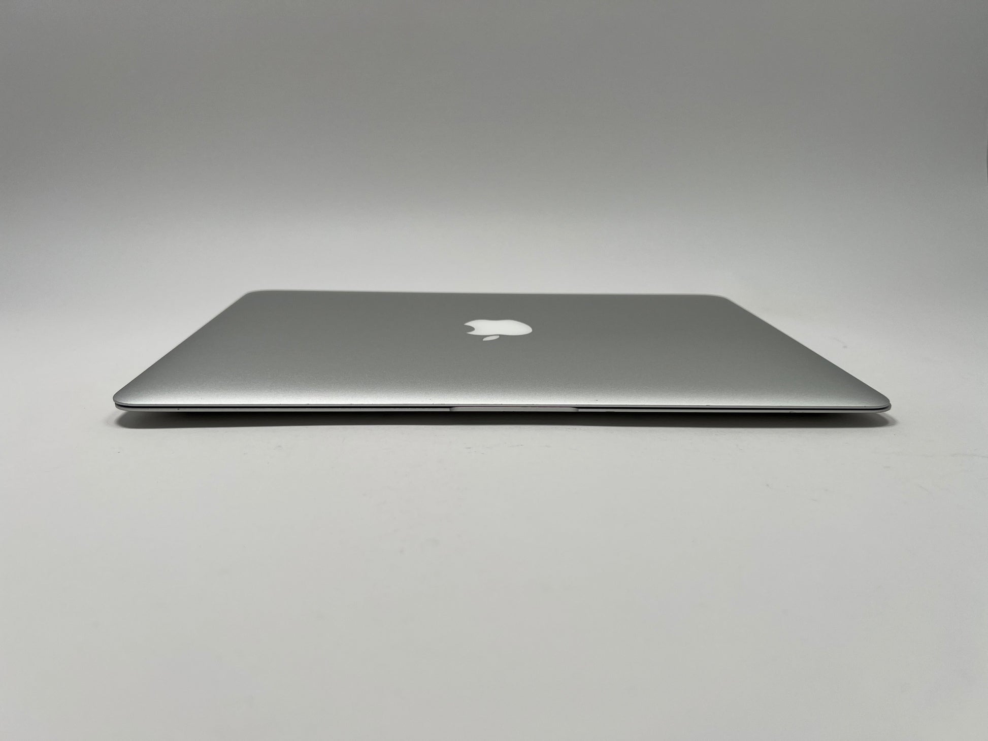 MacBook Air (2014) 13-inch – Intel Core i5 1.4GHz – 4GB RAM 256GB SSD Techable